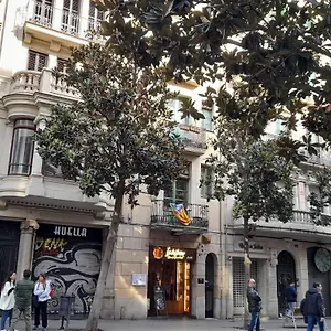 Bed & Breakfast La Casa De Laura Nisia, Barcelona